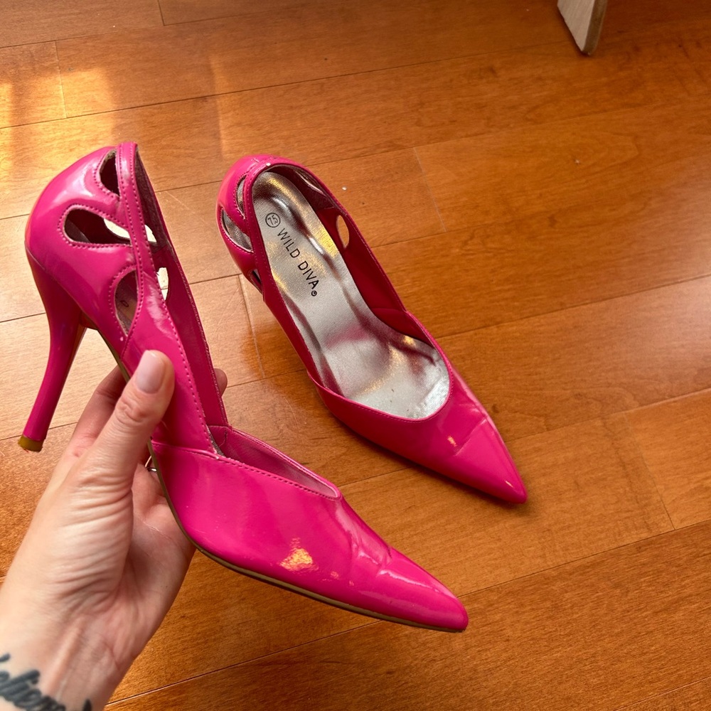 Pink heels